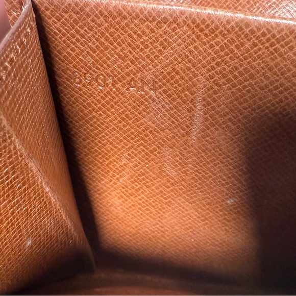 Louis Vuitton Portefeiulle Elise Trifold Wallet Monogram Canvas Leather - Picture 14 of 14